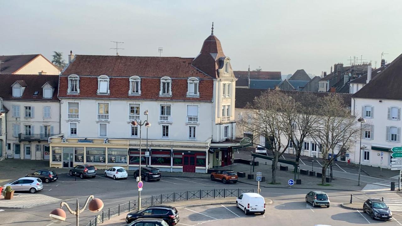 Nos Studios Au Centre Ville A Dole Kültér fotó